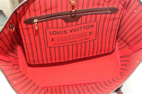 louis vuitton neverfull date code.